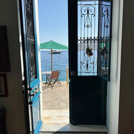 Hotel Aliki ซีมี ภายนอก รูปภาพ
