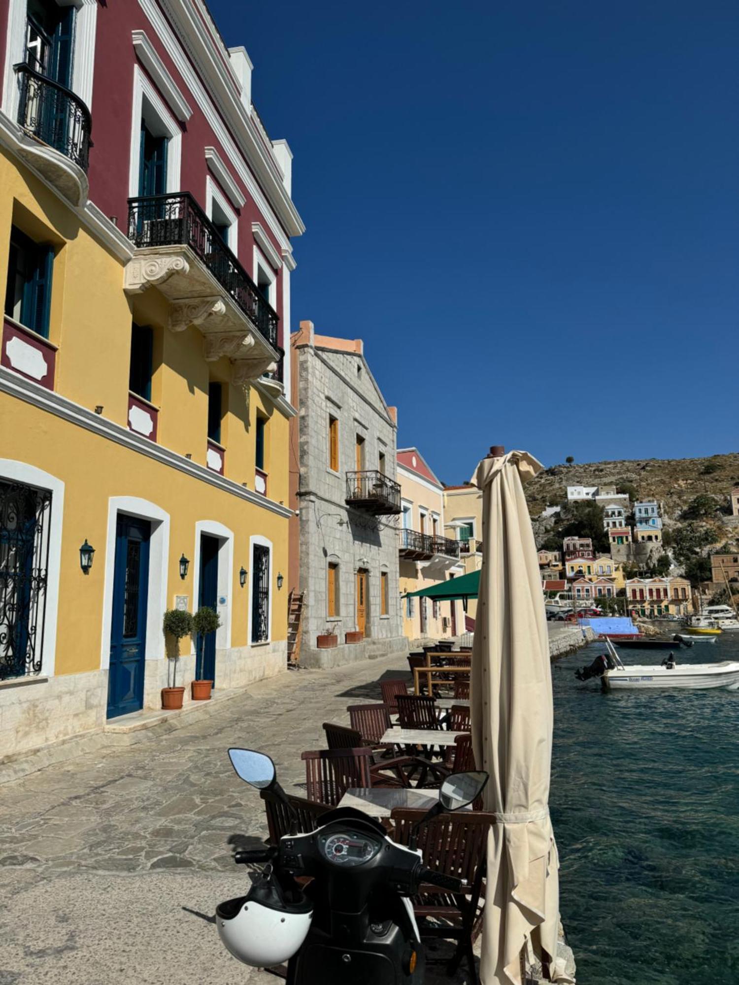 Hotel Aliki ซีมี ภายนอก รูปภาพ