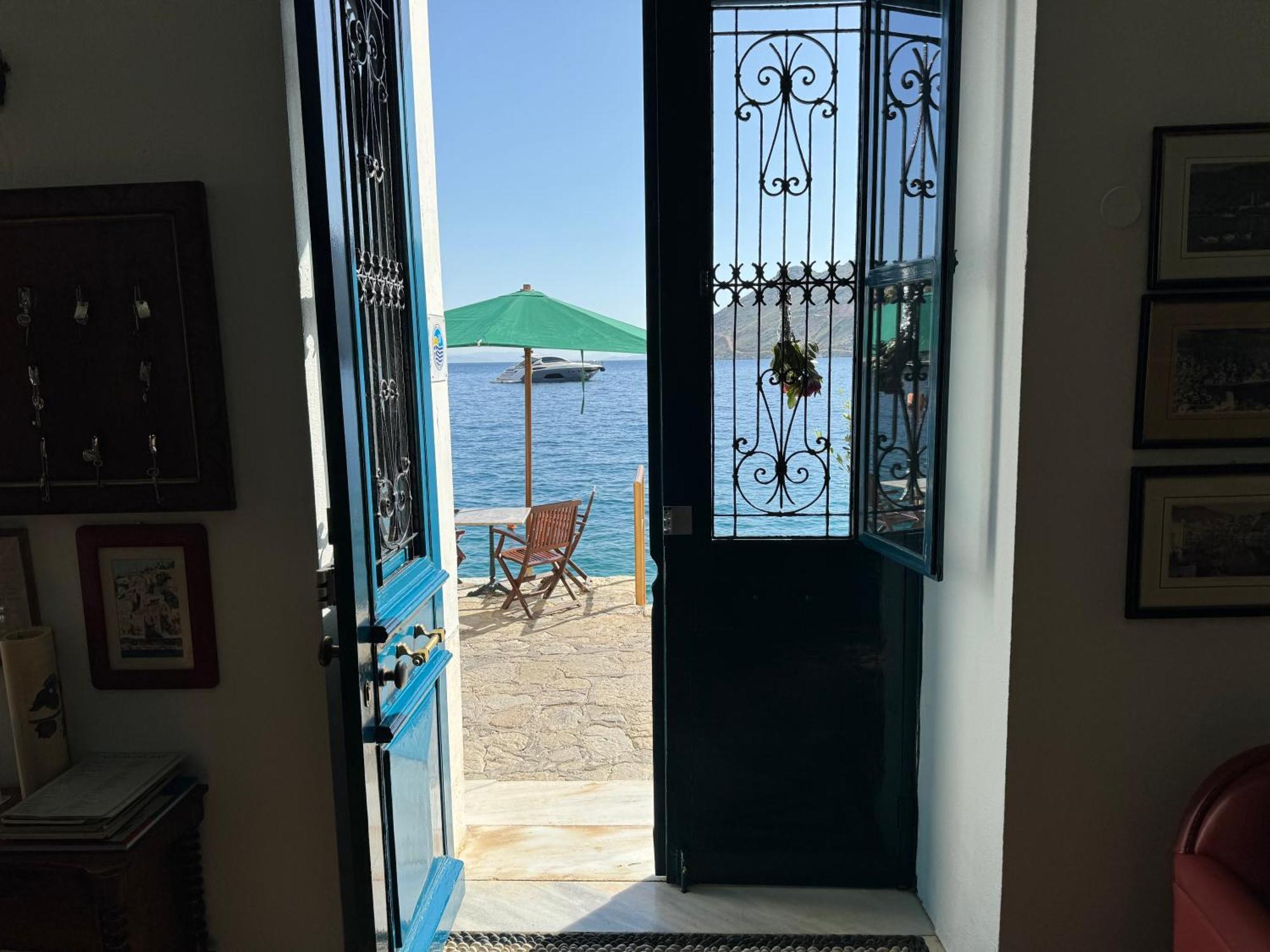 Hotel Aliki ซีมี ภายนอก รูปภาพ